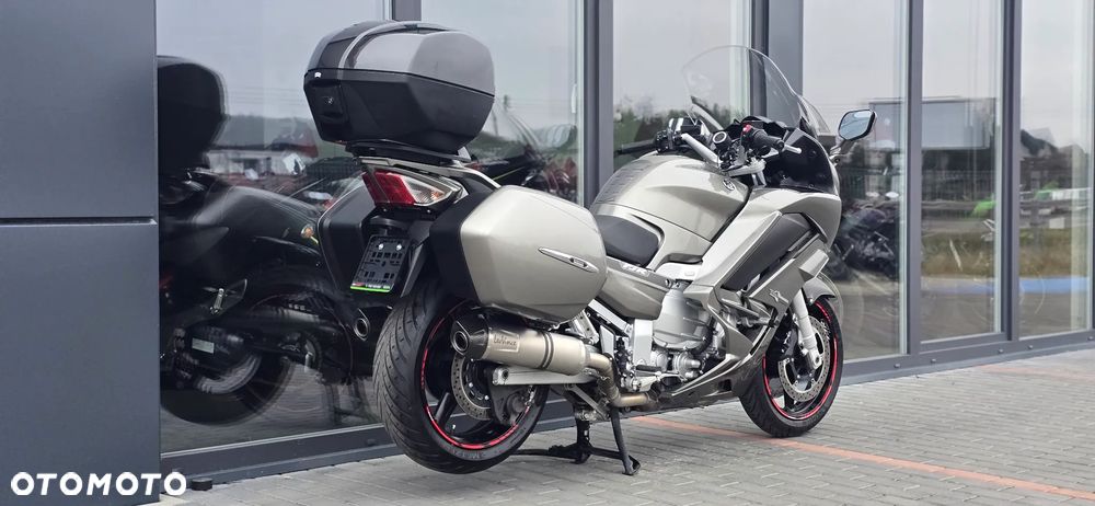 Yamaha FJR - 5