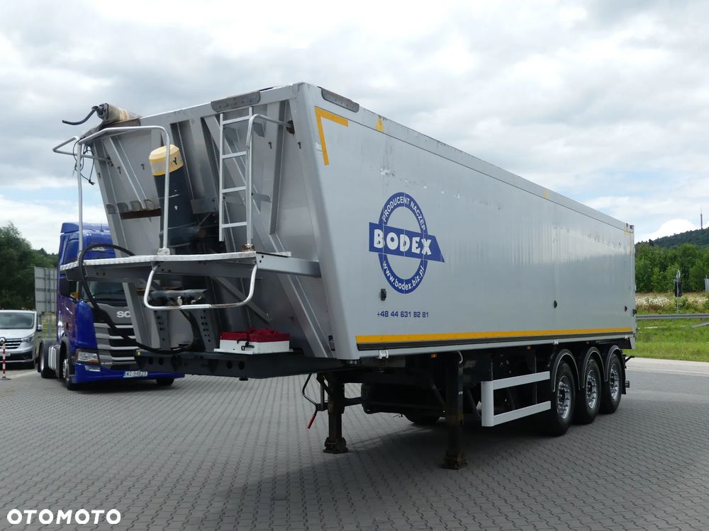 Bodex WYWROTKA 50m3 / KLAPO DRZWI / 2 x SZYBER  / OŚ PODNOSZONA /