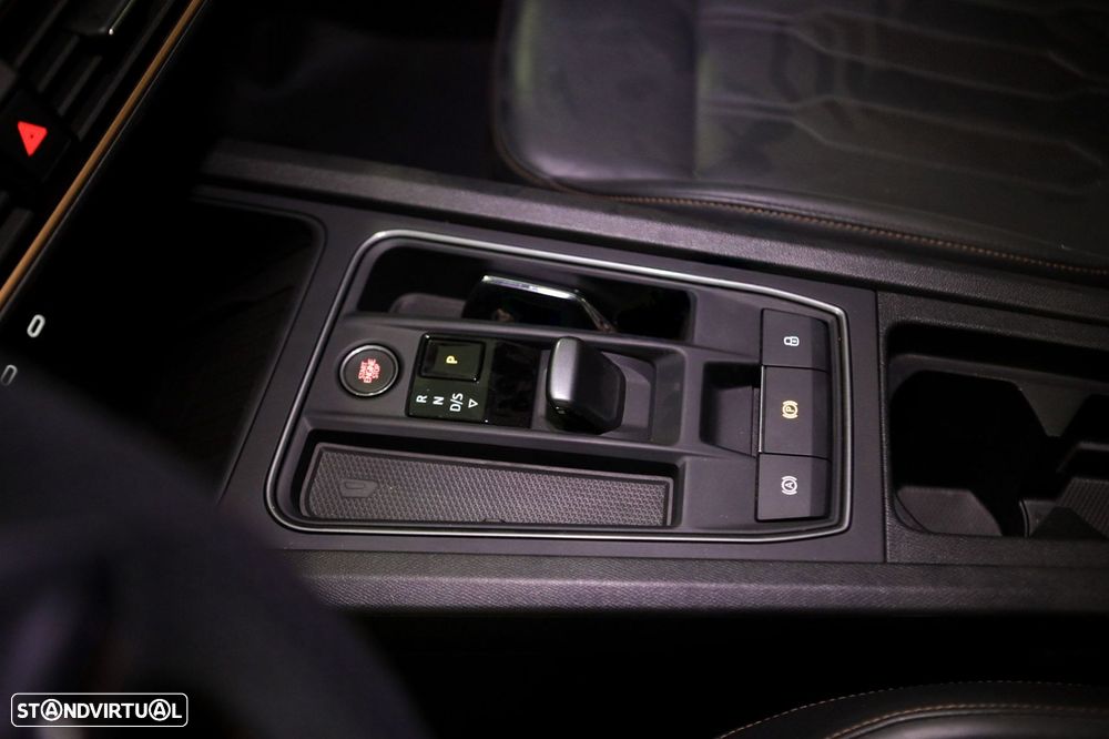 Cupra Formentor 1.4 e-Hybrid DSG VZ - 27