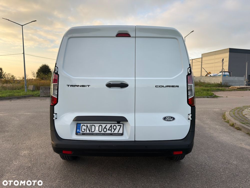 Ford Transit Courier - 6