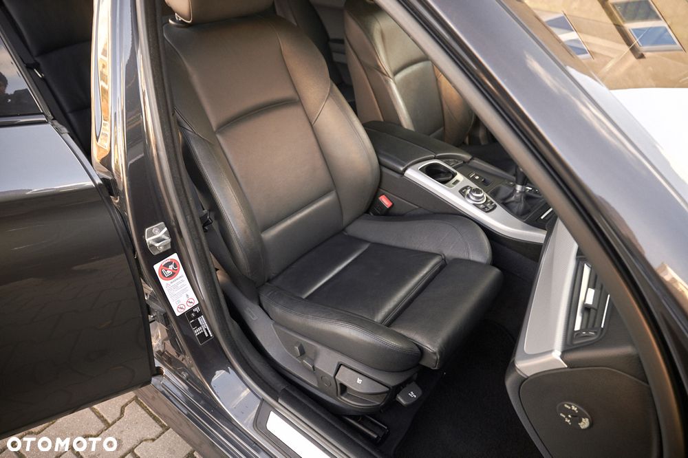 BMW Seria 5 520d Luxury Line - 22
