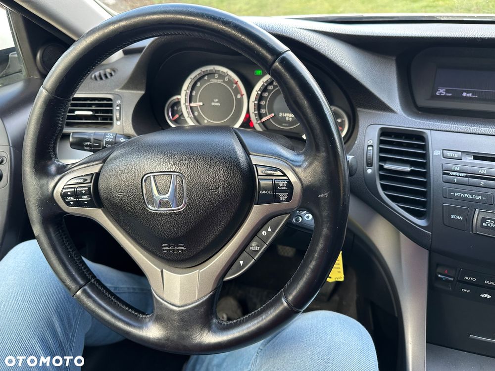 Honda Accord 2.0 Elegance Advantage - 28