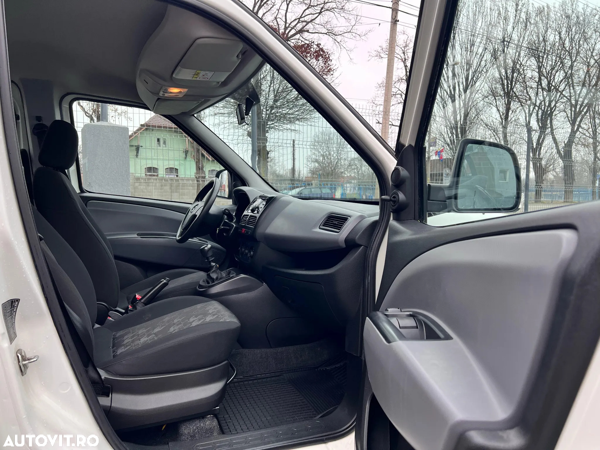 Opel Combo - 17