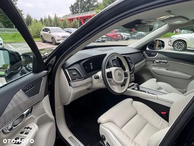 Volvo XC 90 - 30