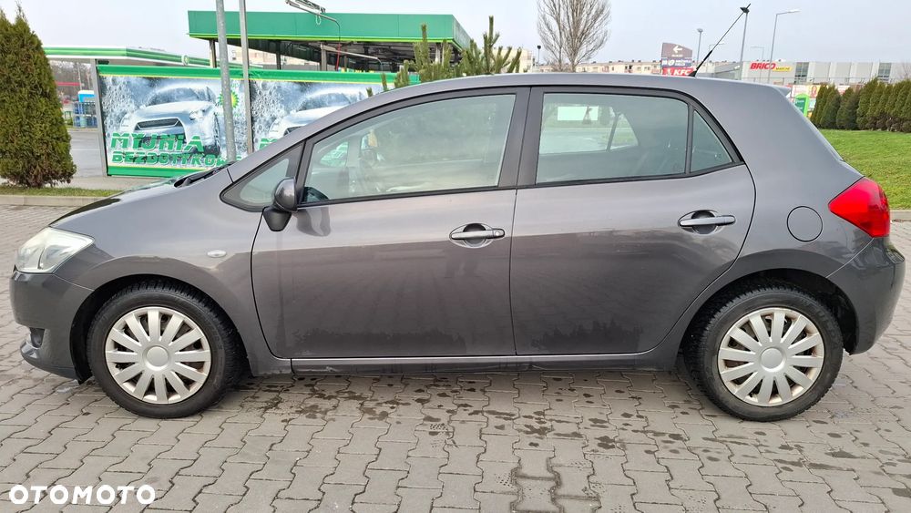 Toyota Auris 1.4 VVT-i - 4