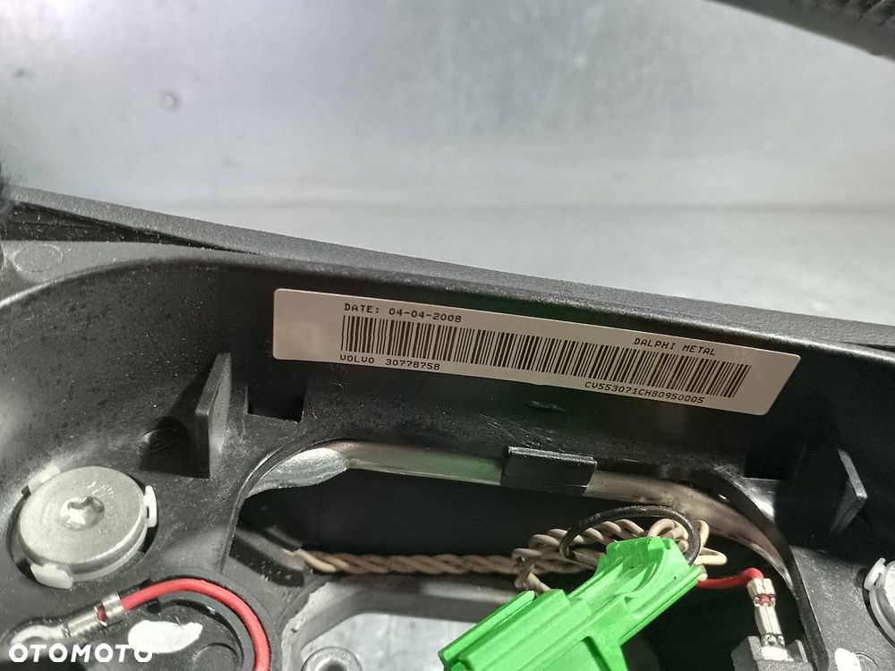KIEROWNICA Z PODUSZKĄ VOLVO C30 ( 06-12 ) 55150060  55150001 30778758 - 8