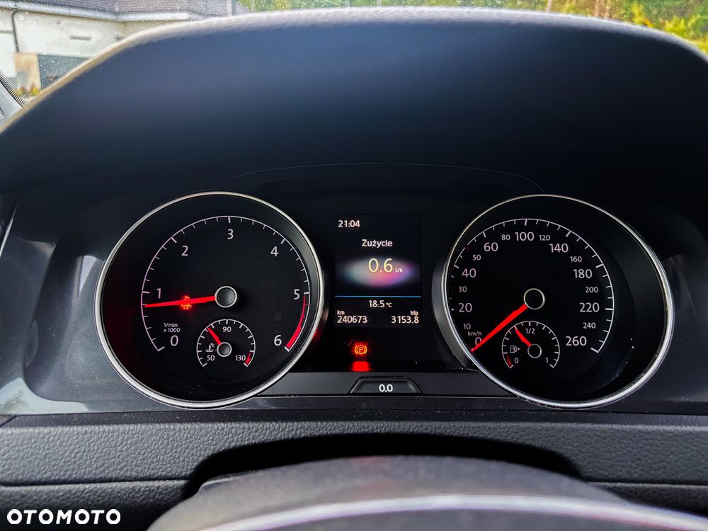Volkswagen Golf 1.6 TDI BMT Comfortline - 11