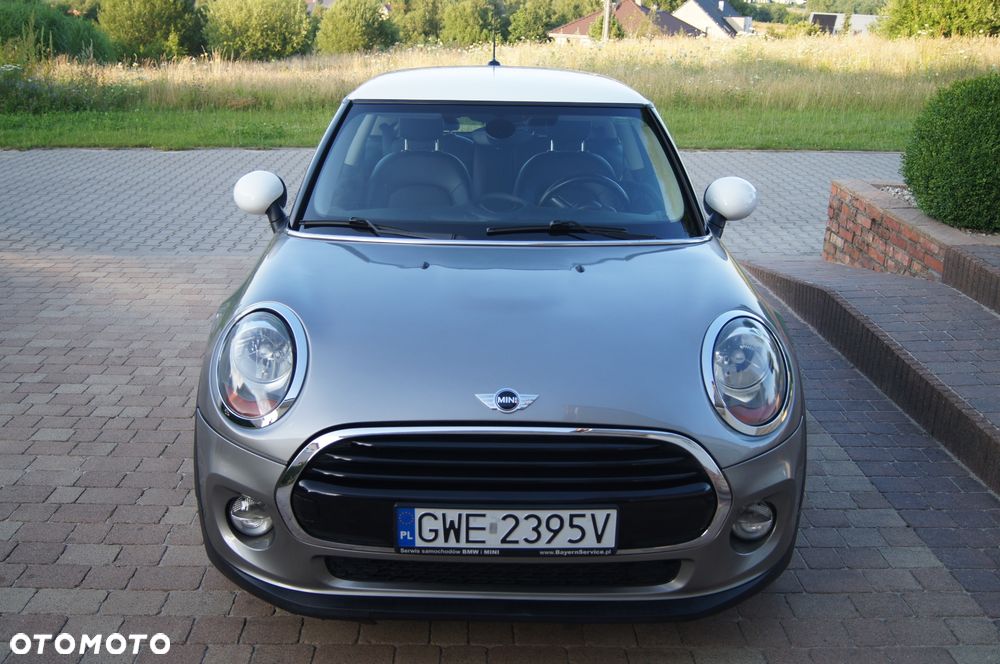 MINI Cooper Standard - 2