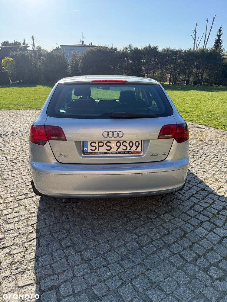 Audi A3 Sportback 2.0 TDI Ambition S tronic - 9