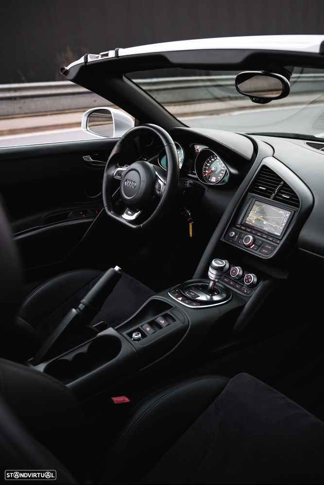 Audi R8 Spyder 4.2 FSI quattro R tronic - 20