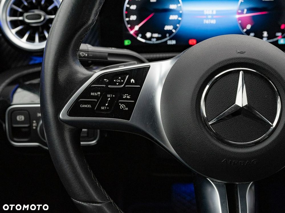 Mercedes-Benz Klasa A 200 d Progressive 8G-DCT - 16