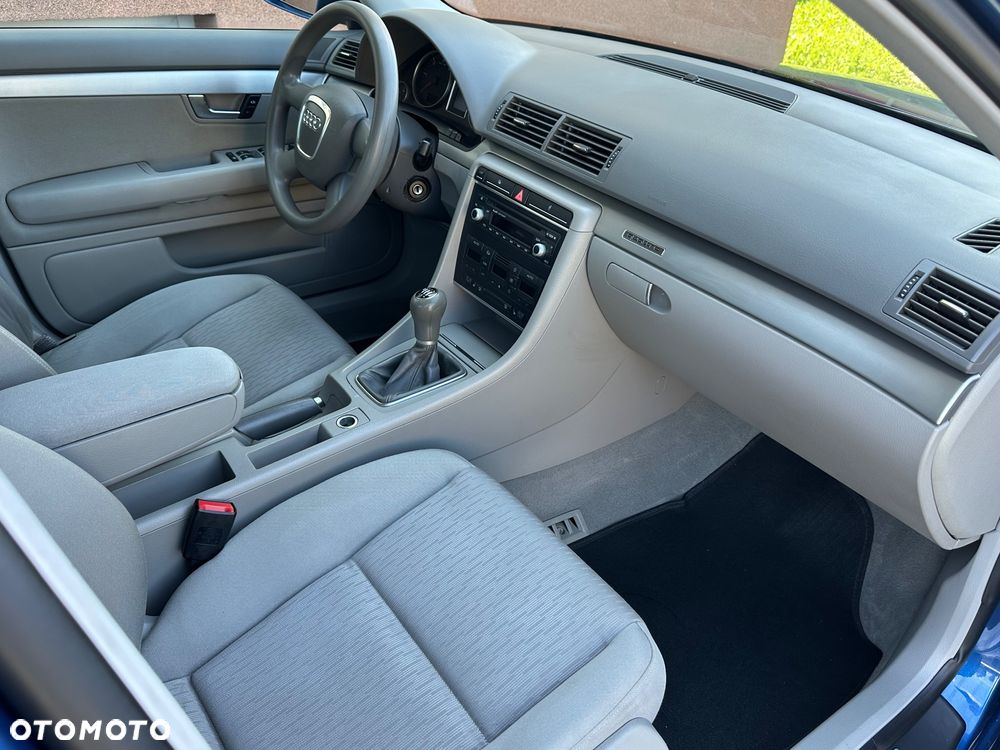 Audi A4 Limousine 3.0 TDI DPF quattro - 5