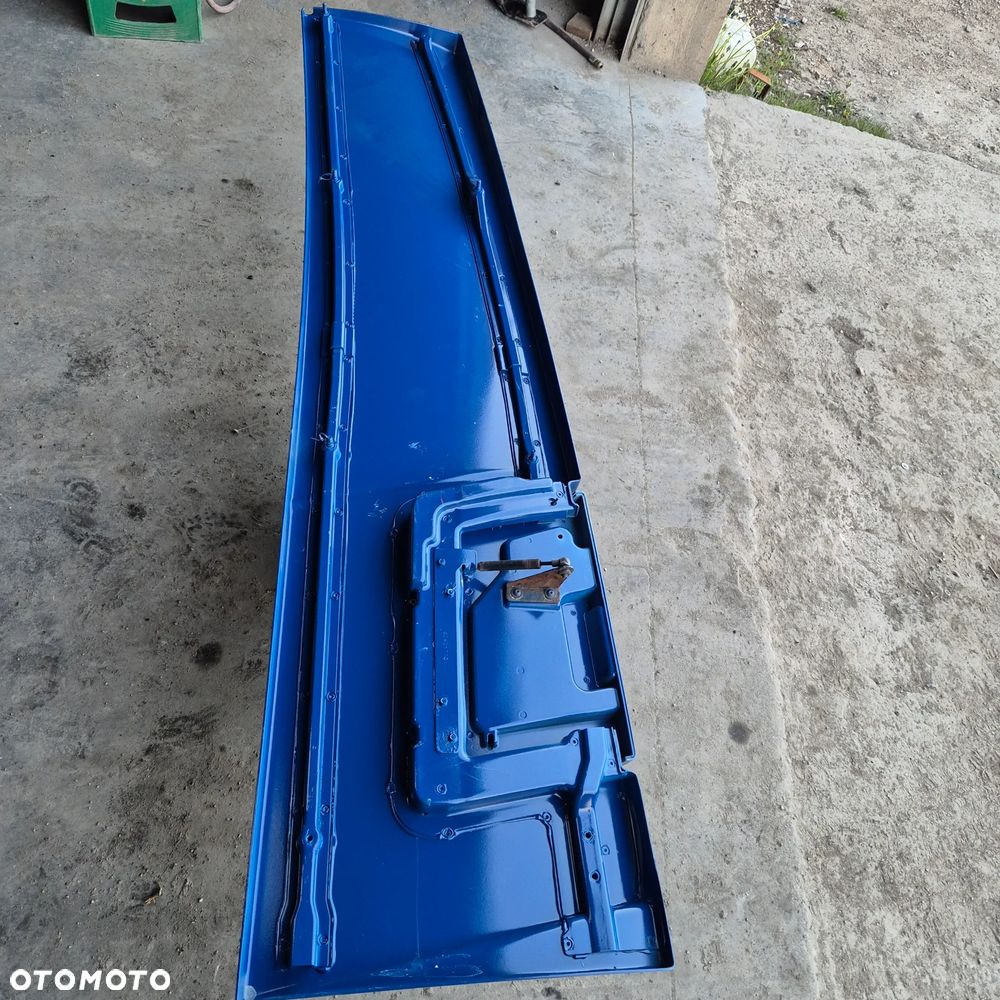 Volvo FH4 owiewka zakabinowa prawa z klapką adblue - 3