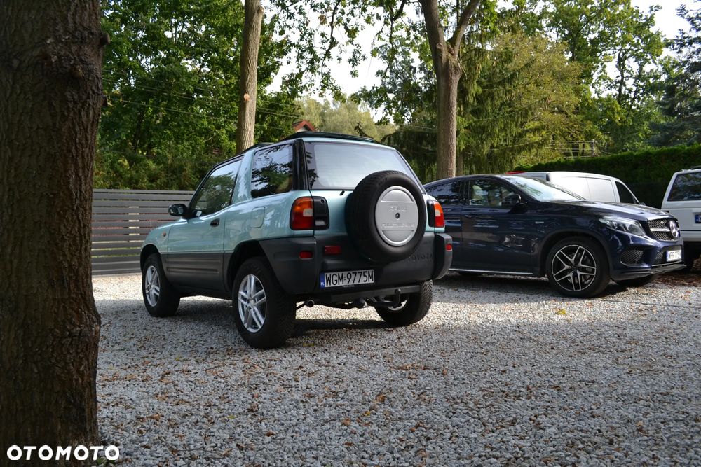 Toyota RAV4 2.0 Fun - 8
