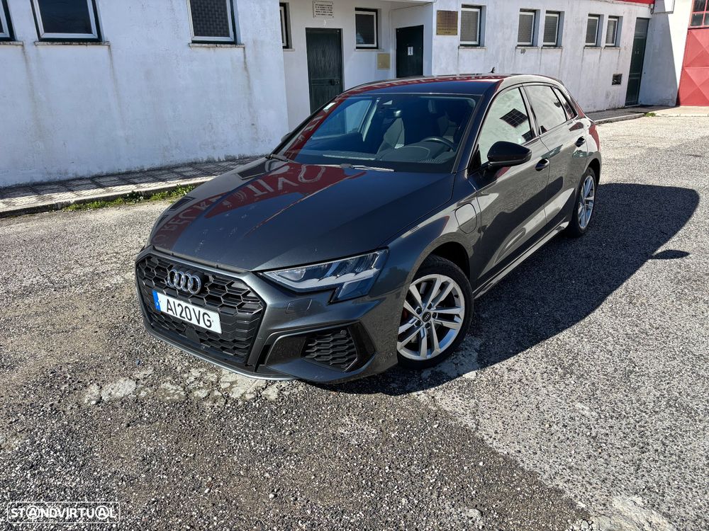 Audi A3 Sportback - 1