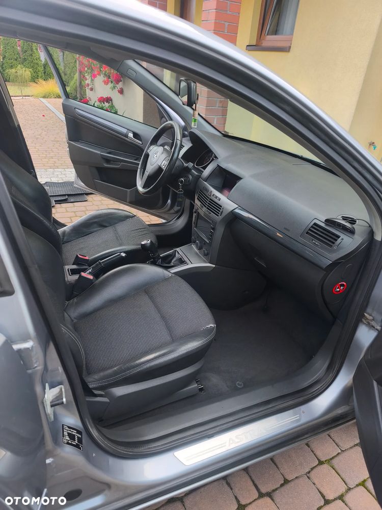 Opel Astra 1.7 CDTI Sport - 14