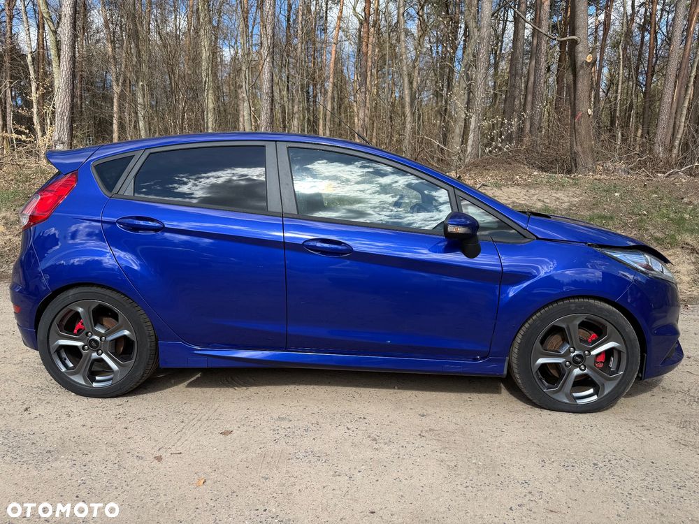 Ford Fiesta 1.6 EcoBoost ST - 2