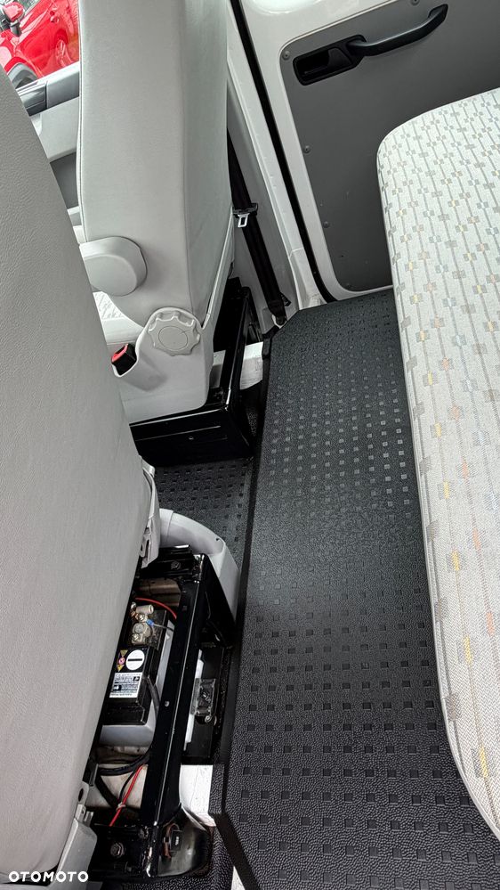 Volkswagen Transporter Doka Kurz Comfortline - 19