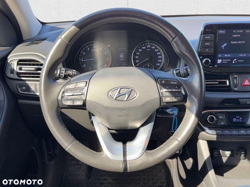 Hyundai i30 1.5 DPI Comfort - 16