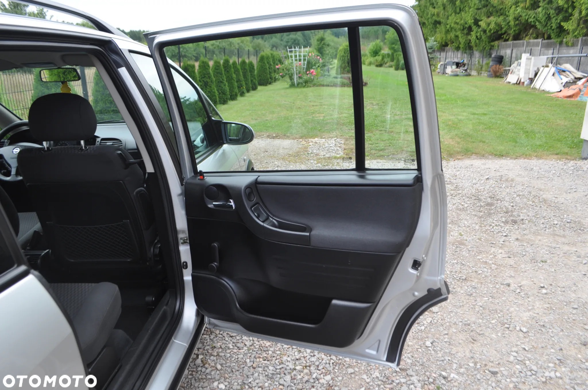 Opel Zafira 1.6 Njoy - 22