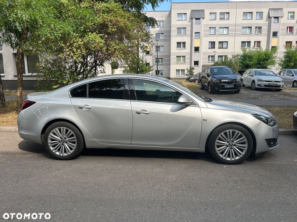 Opel Insignia 2.0 T Cosmo - 3