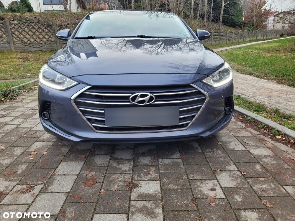 Hyundai Elantra 1.6 Style - 2