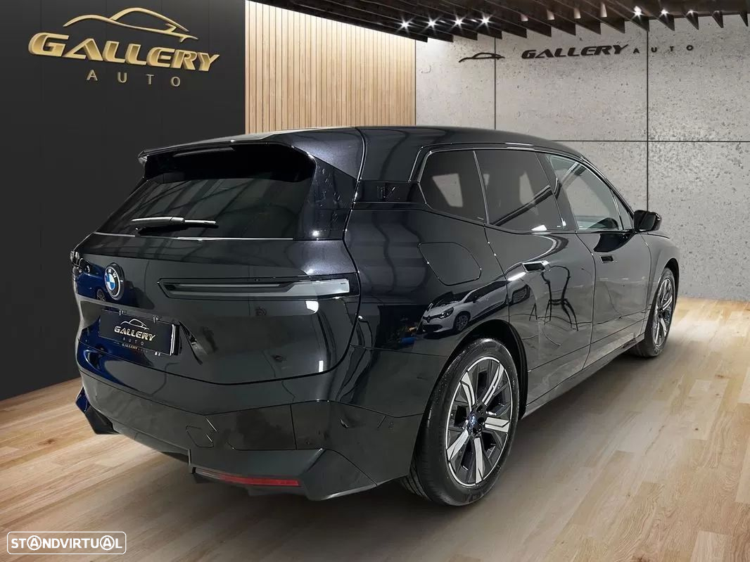 BMW iX xDrive 40 Pack Desportivo - 3