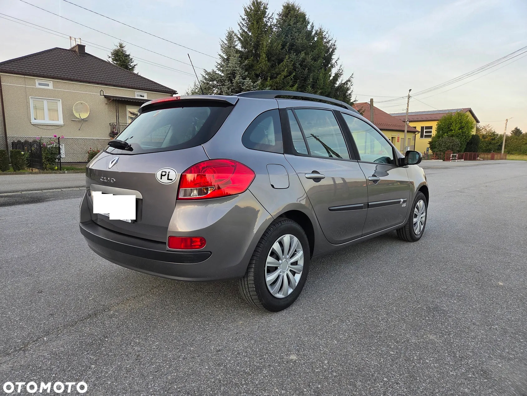 Renault Clio 1.2 16V All Inclusive - 11