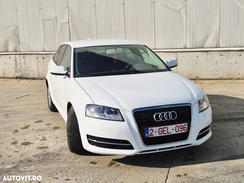 Audi A3 1.6 TDI ack DPF Ambiente - 2