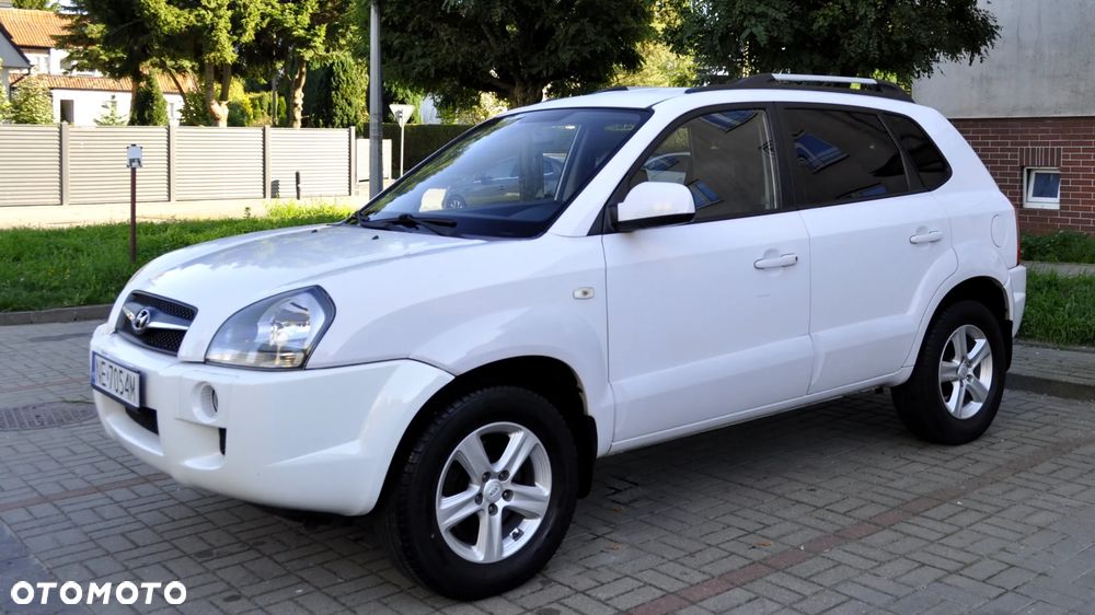 Hyundai Tucson 2.0 2WD GLS - 3