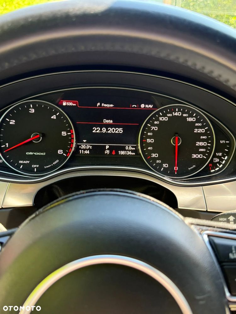 Audi A6 Allroad - 24