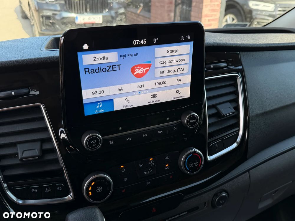 Ford TRANSIT CUSTOM - 12