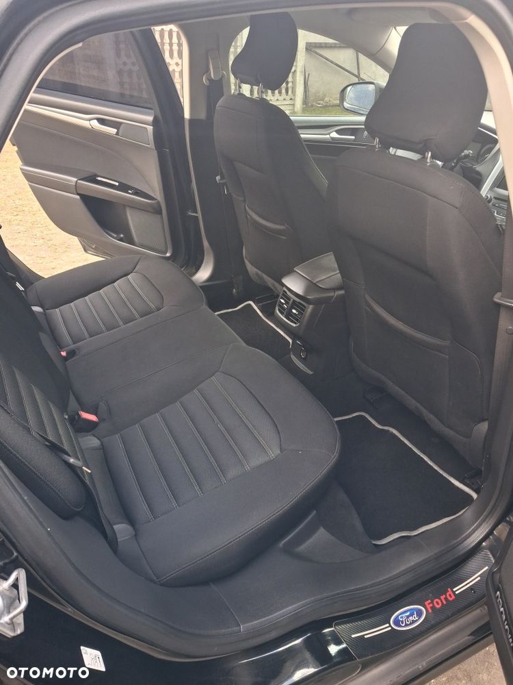 Ford Mondeo - 8