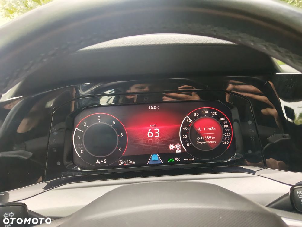 Volkswagen Golf 2.0 TDI SCR - 9