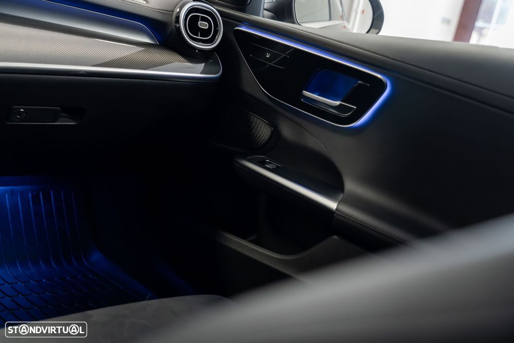 Mercedes-Benz C 220 d AMG Line - 26