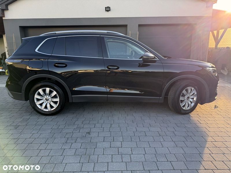 Volkswagen Tiguan 2.0 TDI SCR Elegance DSG - 3