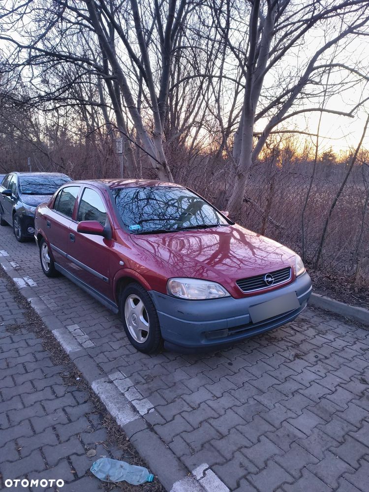 Opel Astra 1.8 16V Dream - 2