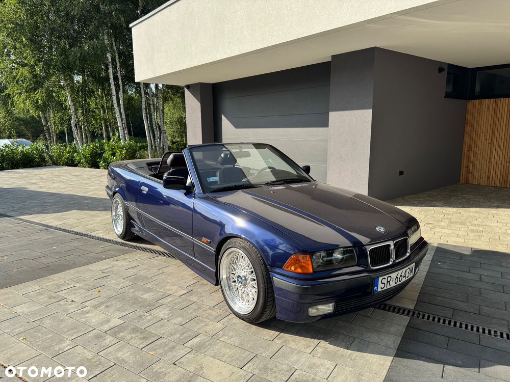 BMW Seria 3 320i Cabriolet - 2