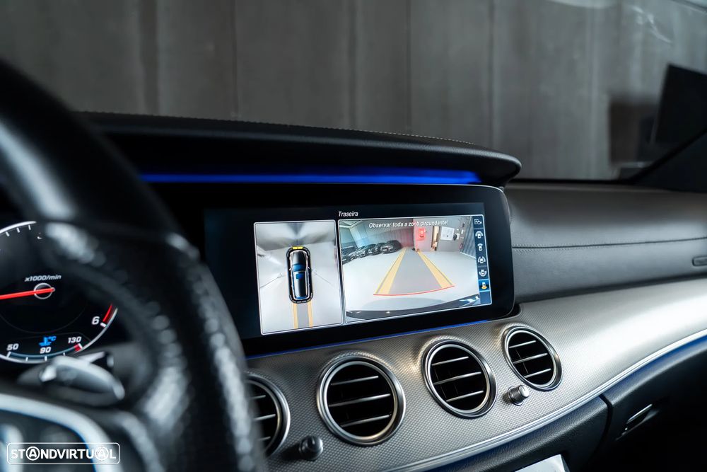 Mercedes-Benz E 220 d AMG - 17
