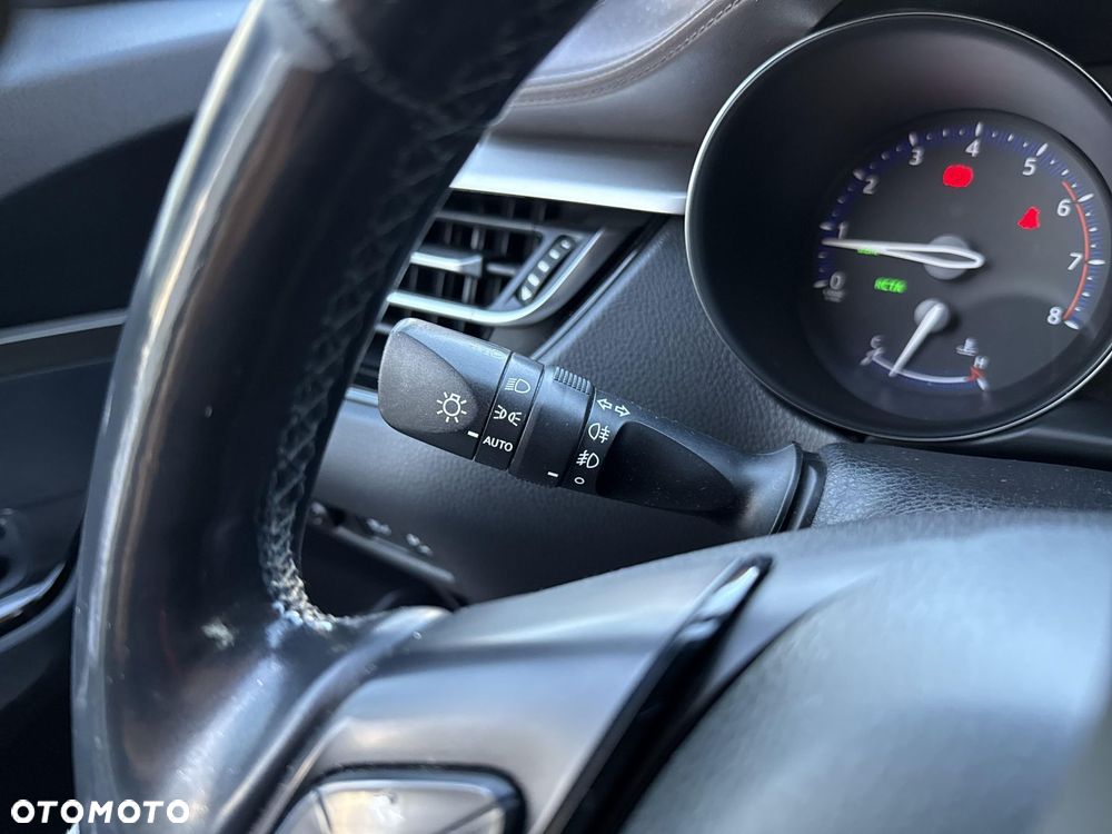 Toyota C-HR 1.2 T Prestige CVT - 24