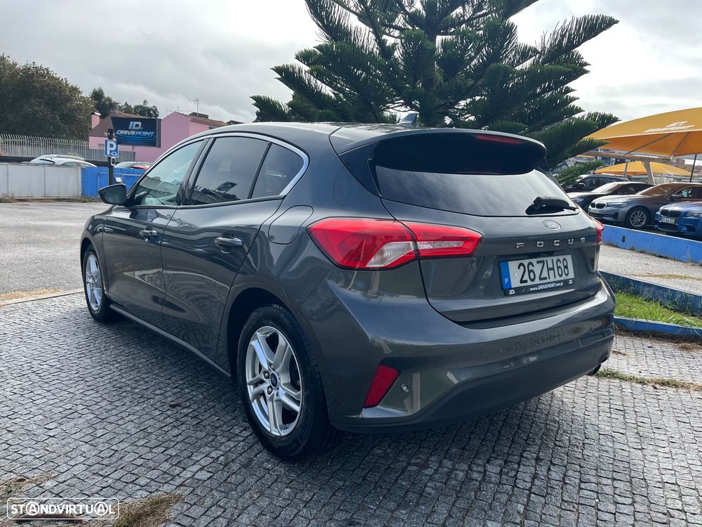 Ford Focus 1.0 EcoBoost Business - 10