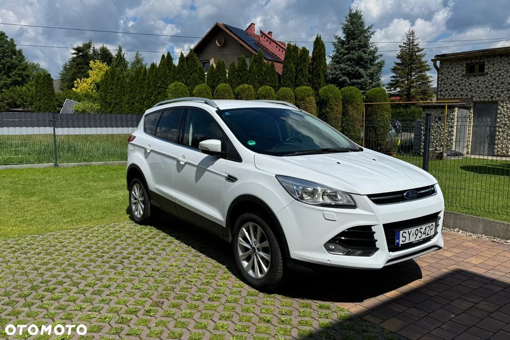 Ford Kuga 1.5 EcoBoost 2x4 Titanium - 3
