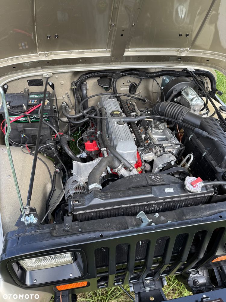 Jeep Wrangler 4.0 Sport - 10