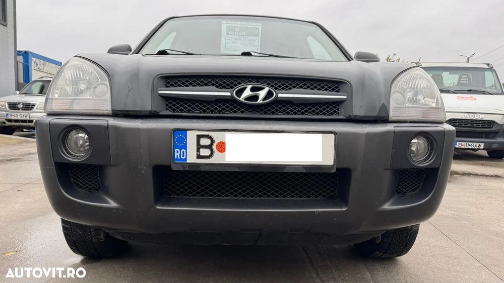 Hyundai Tucson 2.0 DOHC 2WD - 8