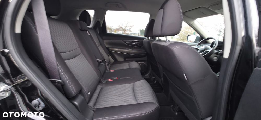 Nissan X-Trail 2.0 dCi ALL-MODE 4x4i Xtronic Acenta - 29