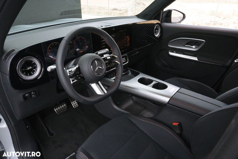 Mercedes-Benz GLB - 15