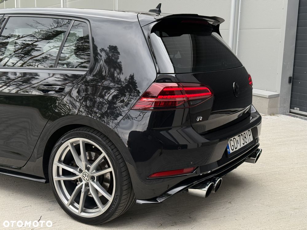 Volkswagen Golf R 4Motion (BlueMotion Technology) DSG - 6