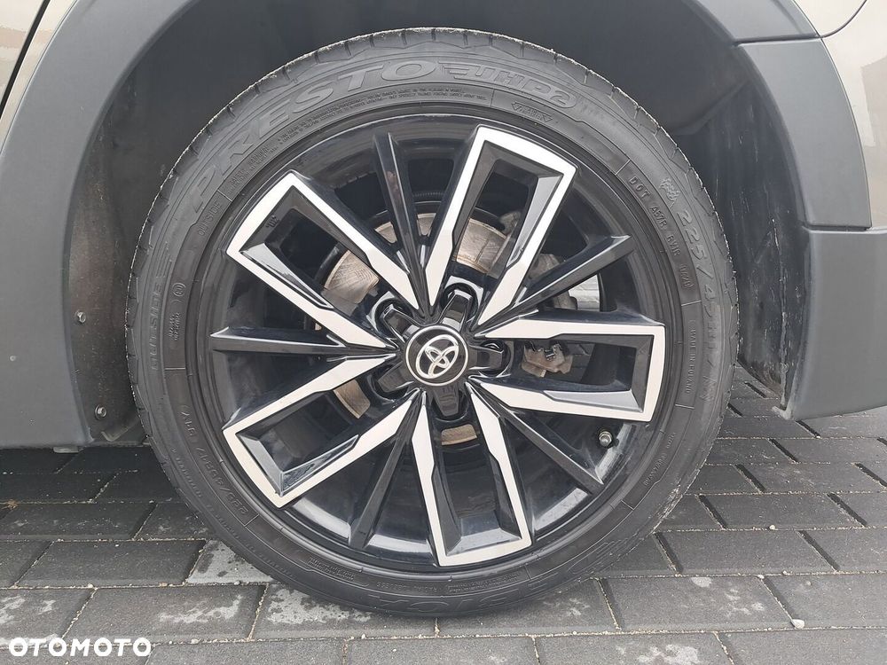 Toyota Corolla 2.0 Hybrid Trek - 24