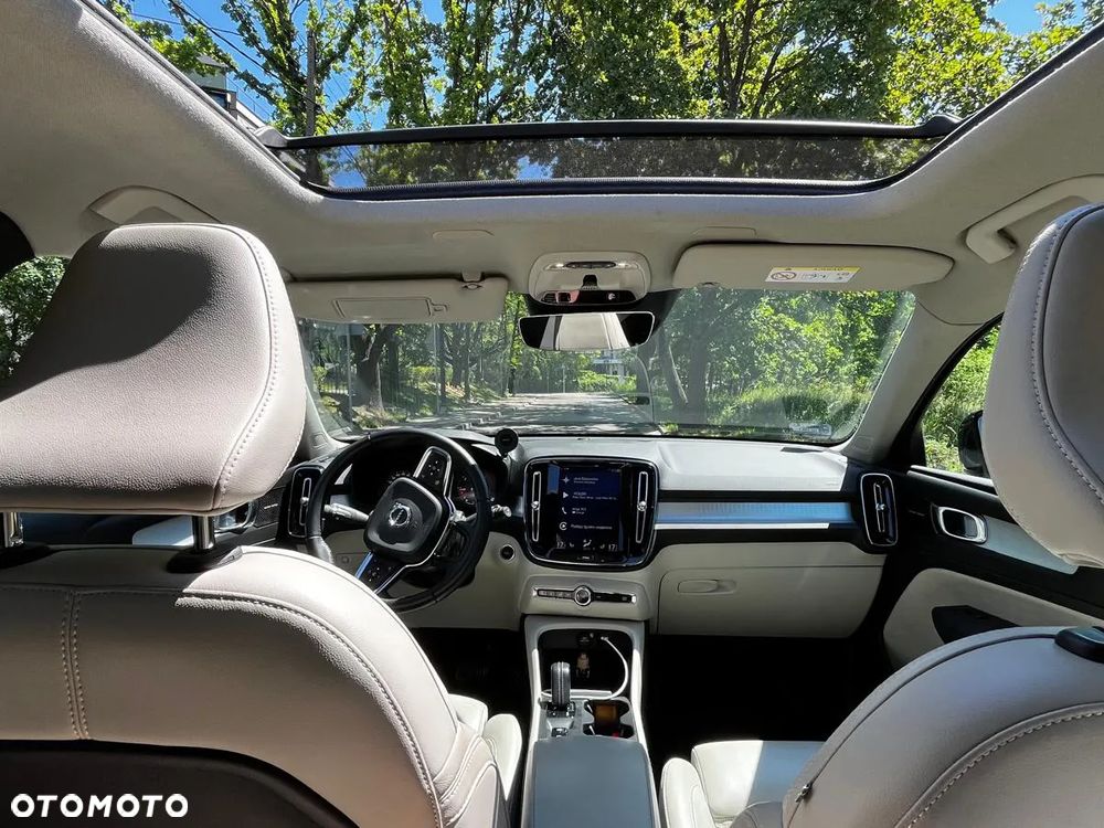Volvo XC 40 D4 AWD Momentum (Intro Edition) - 5
