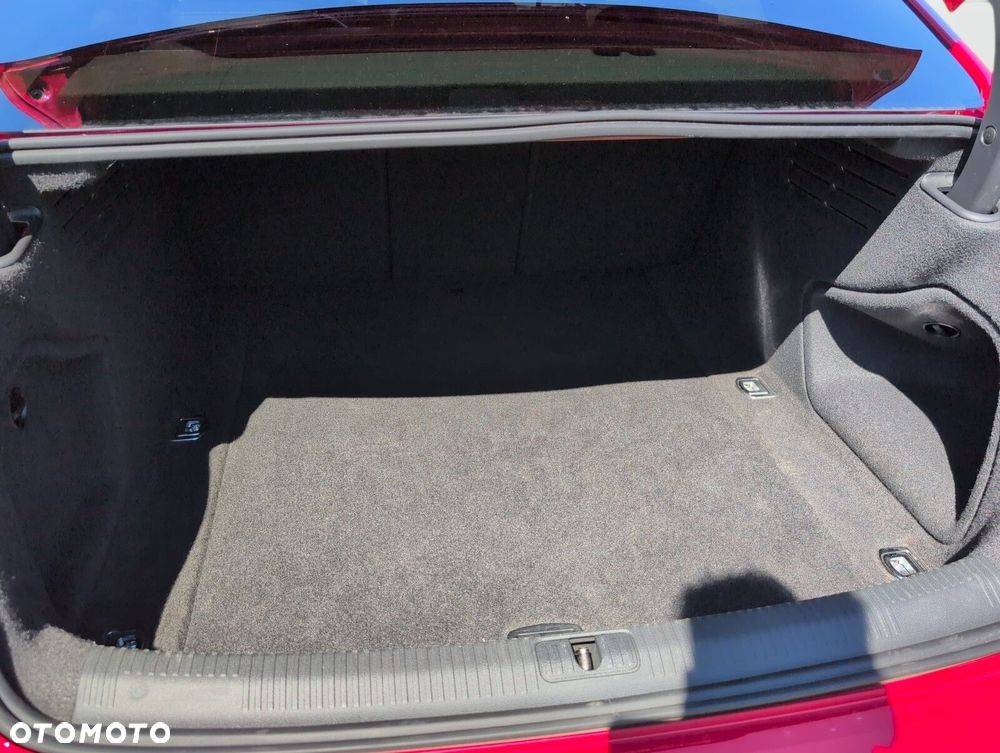 Audi A4 Limousine 35 TFSI mHEV S Line S tronic - 10